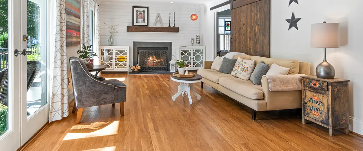 hardwood-floors-in-sunroom